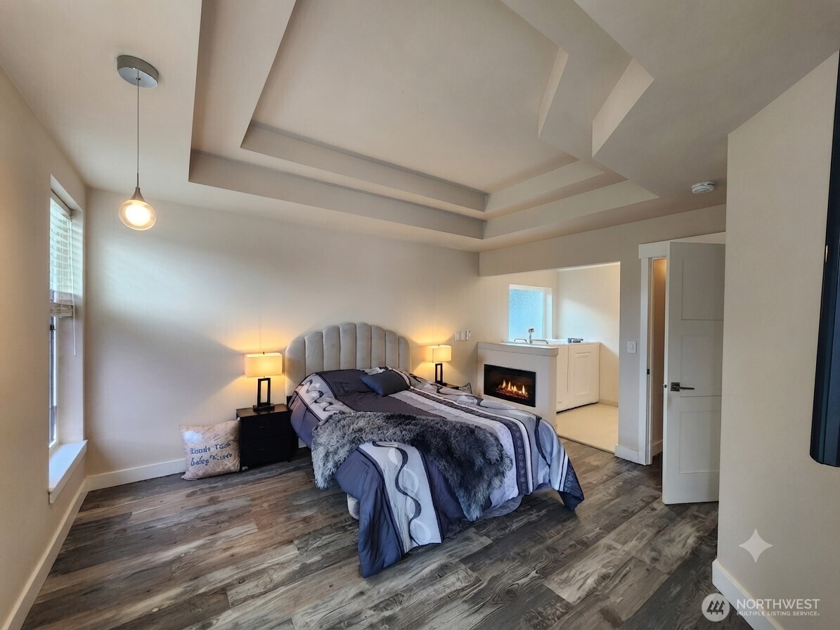 662 Point Brown Avenue Property Photo 17