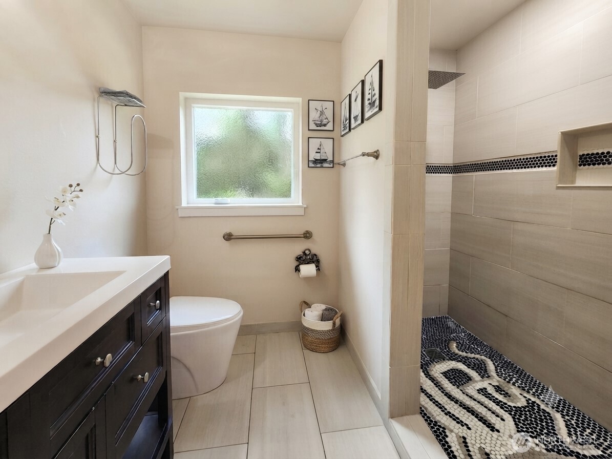 662 Point Brown Avenue Property Photo 26
