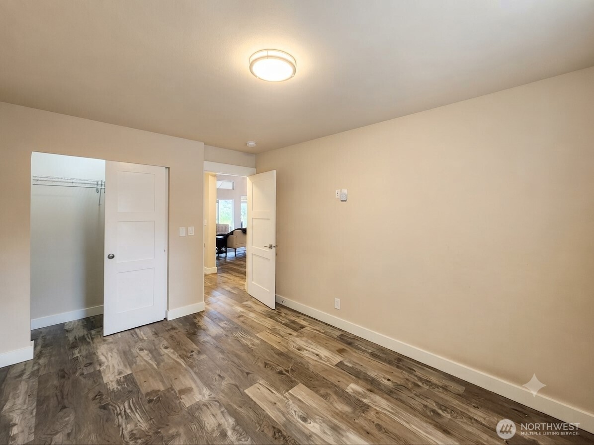 662 Point Brown Avenue Property Photo 30