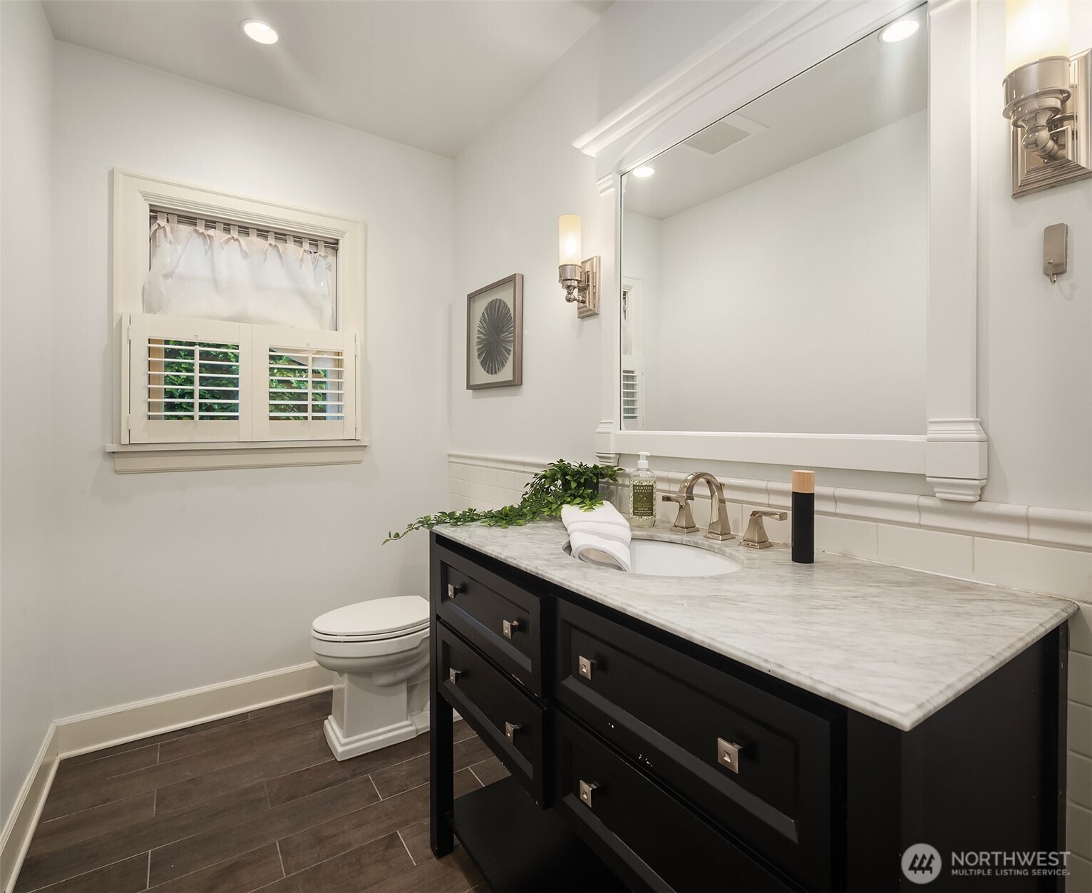 1060 Spruce Street Property Photo 15