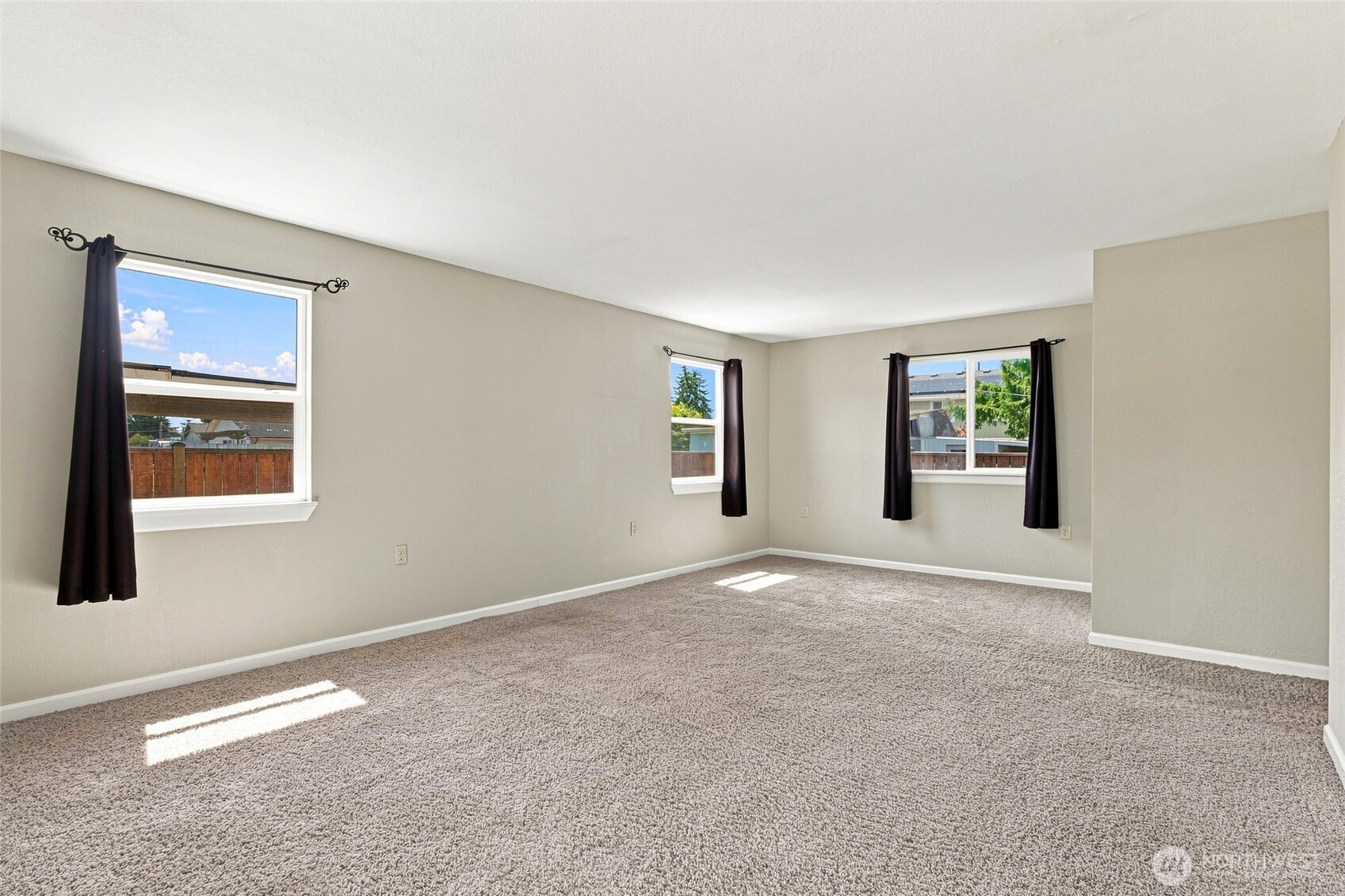 1016 E 61st Street Property Photo 20