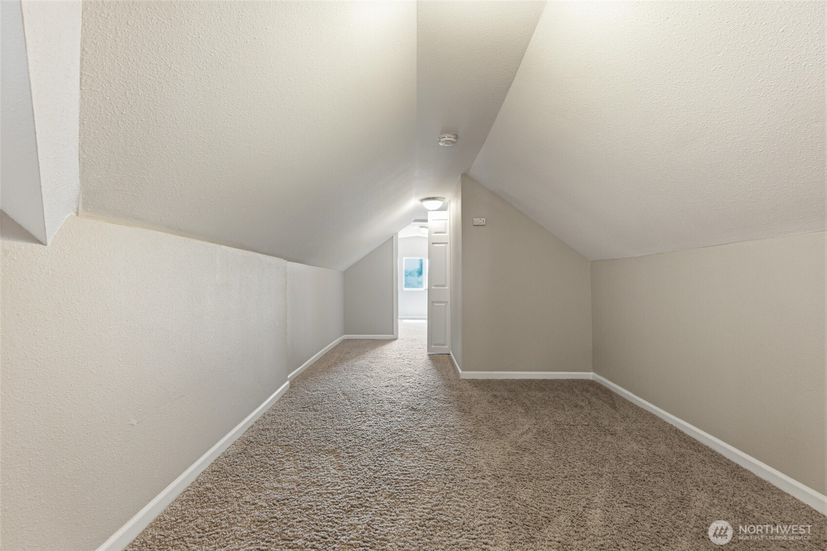 1016 E 61st Street Property Photo 24