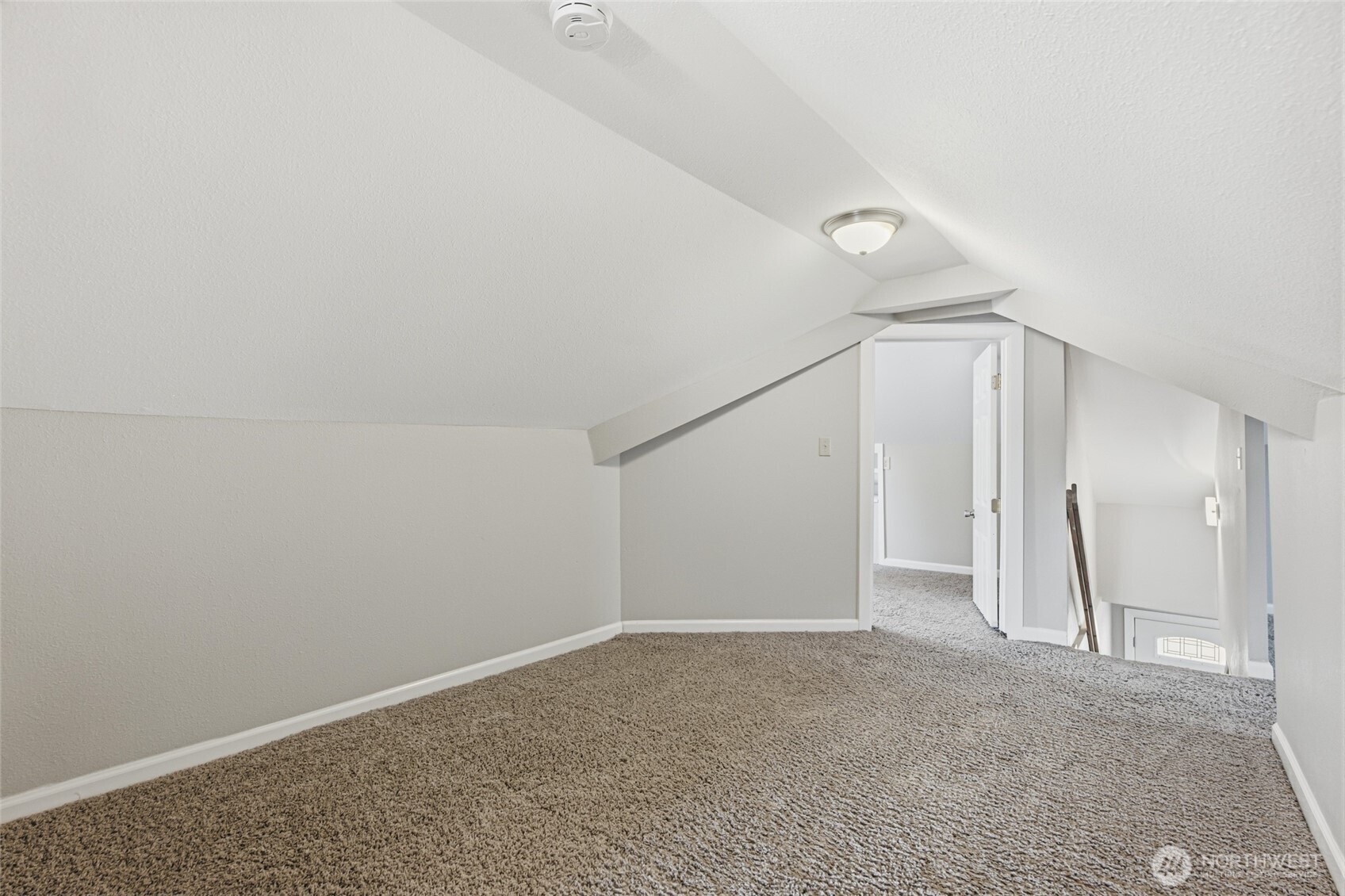 1016 E 61st Street Property Photo 25