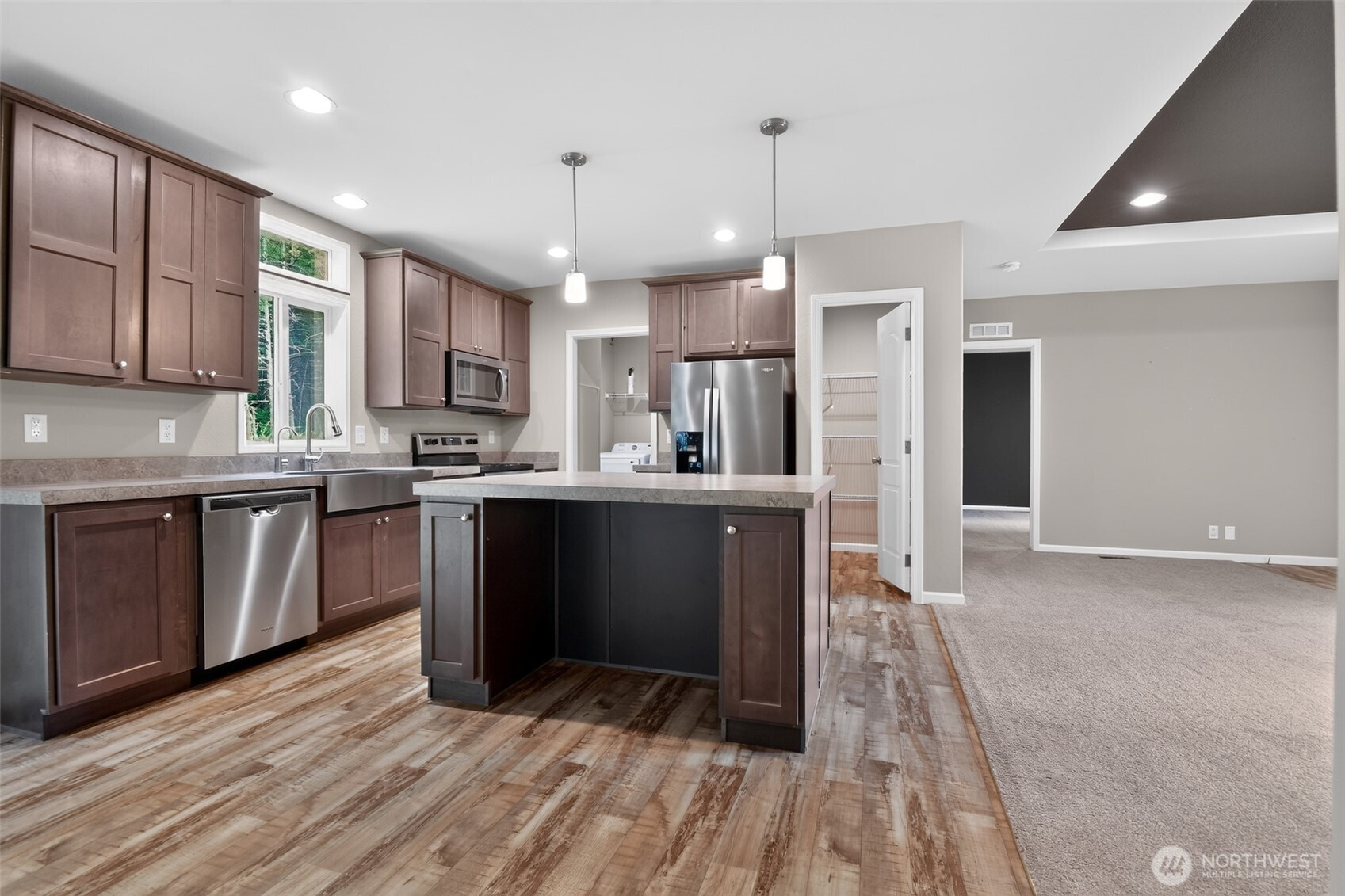 27129 Lake Riley Property Photo 10