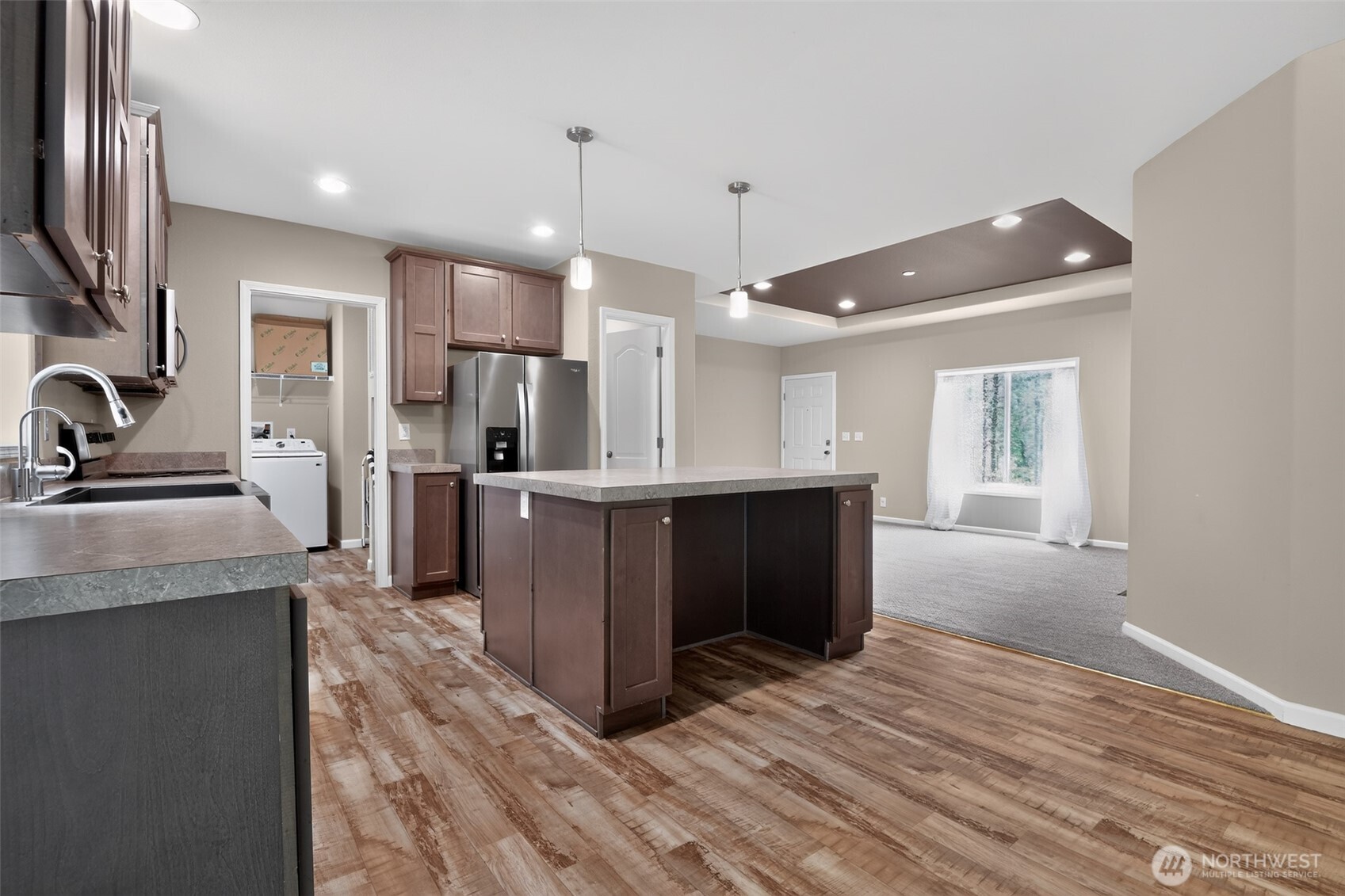 27129 Lake Riley Property Photo 13