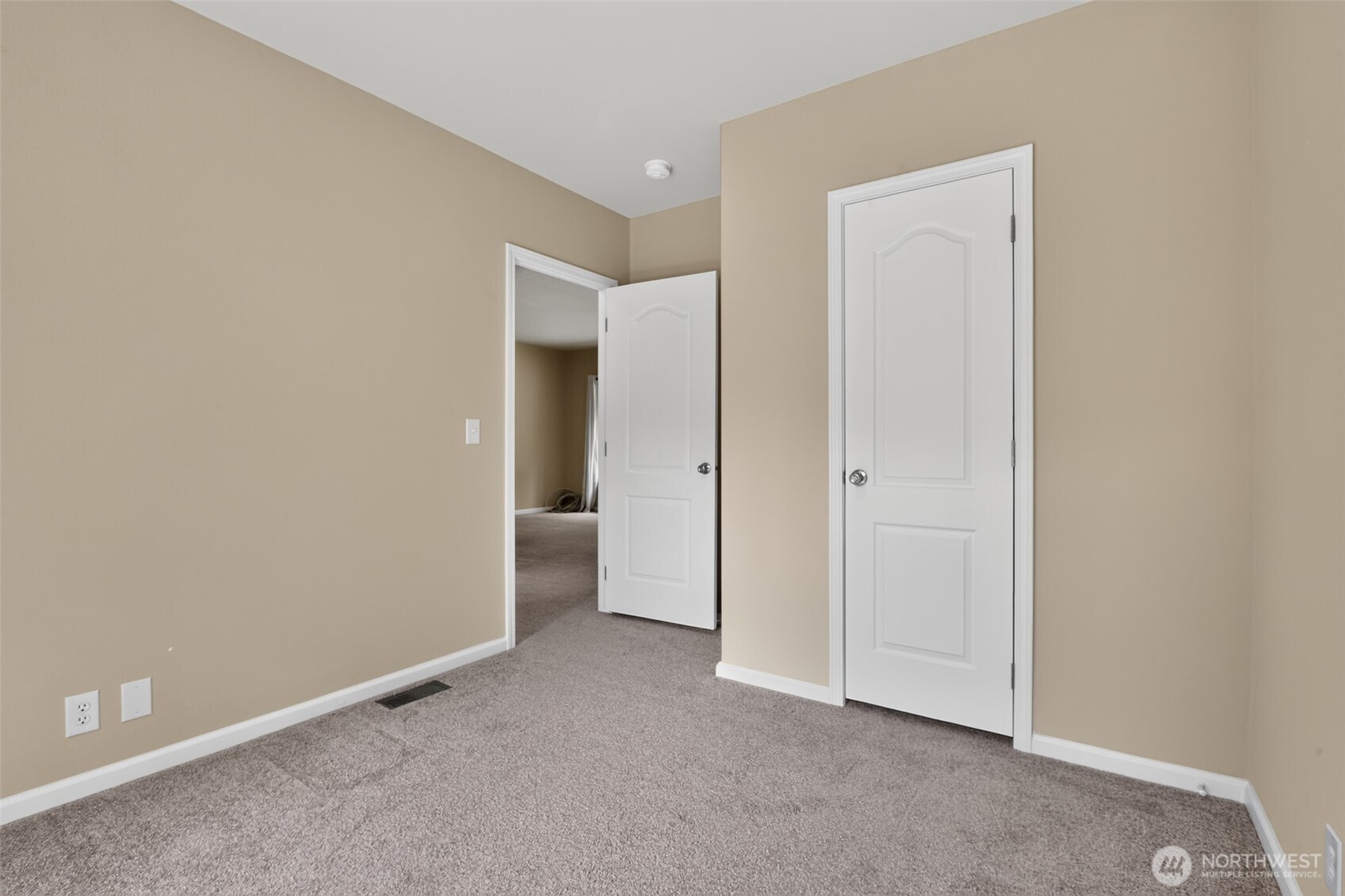 27129 Lake Riley Property Photo 24