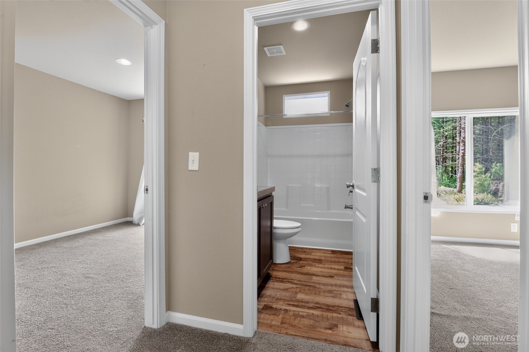 27129 Lake Riley Property Photo 30
