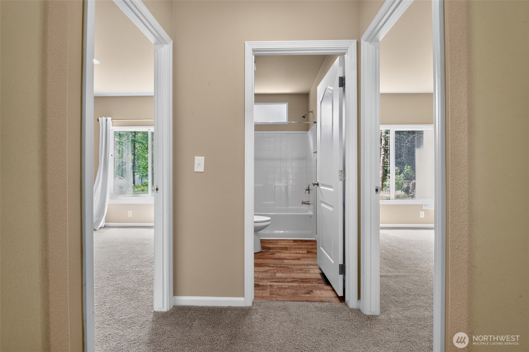 27129 Lake Riley Property Photo 32