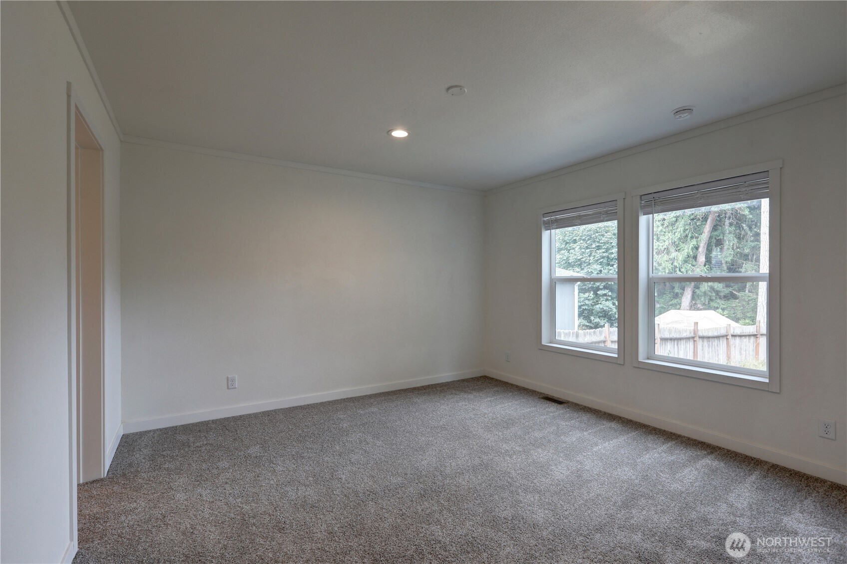 70 E Panorama Drive Property Photo 8