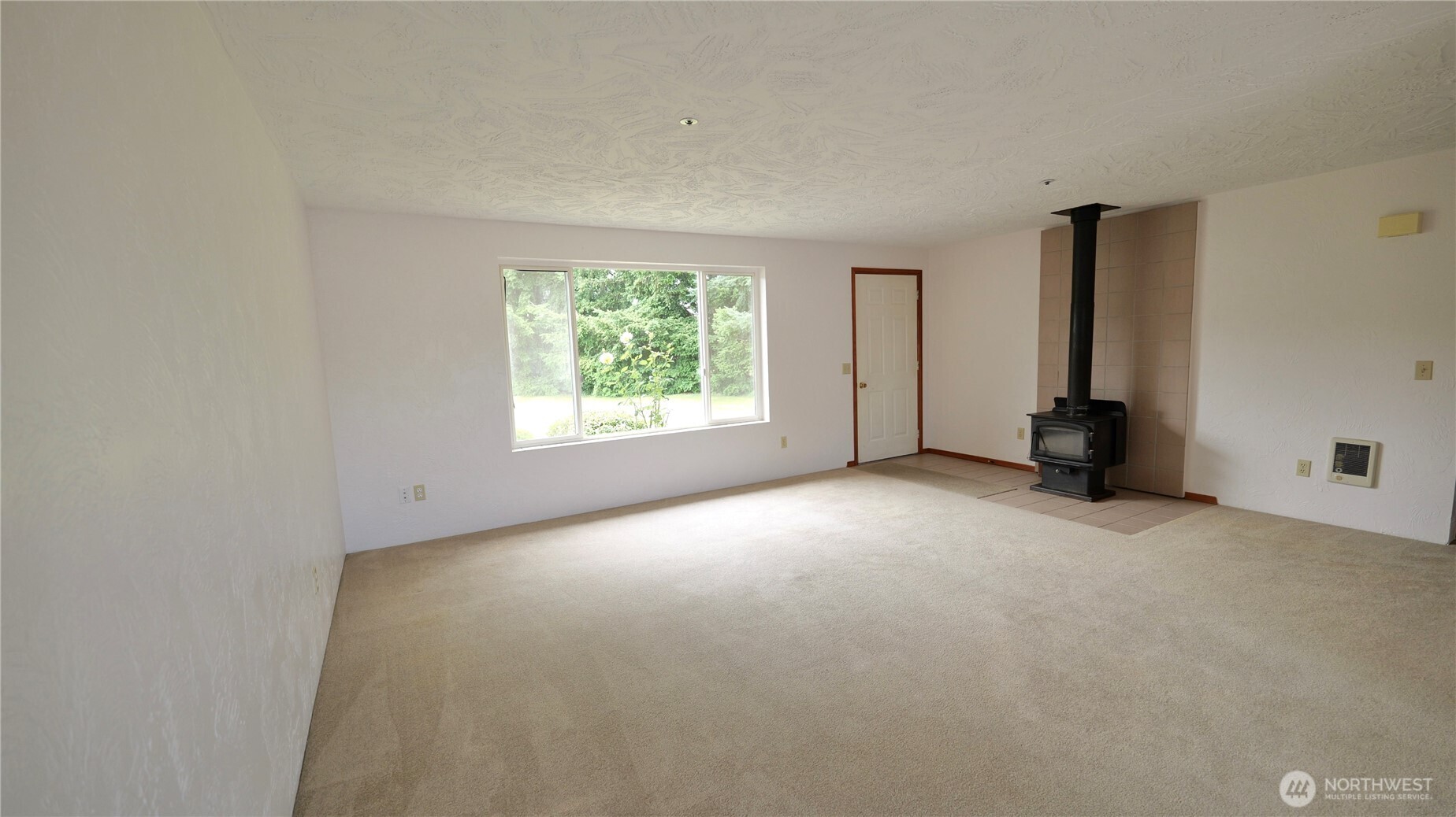 52 Hampton Court 5 Property Photo 14