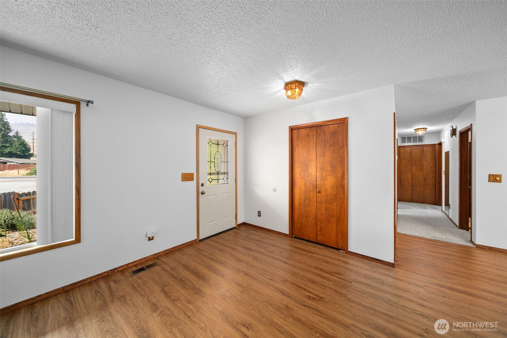 1809 Sorensen Ave Property Photo 6