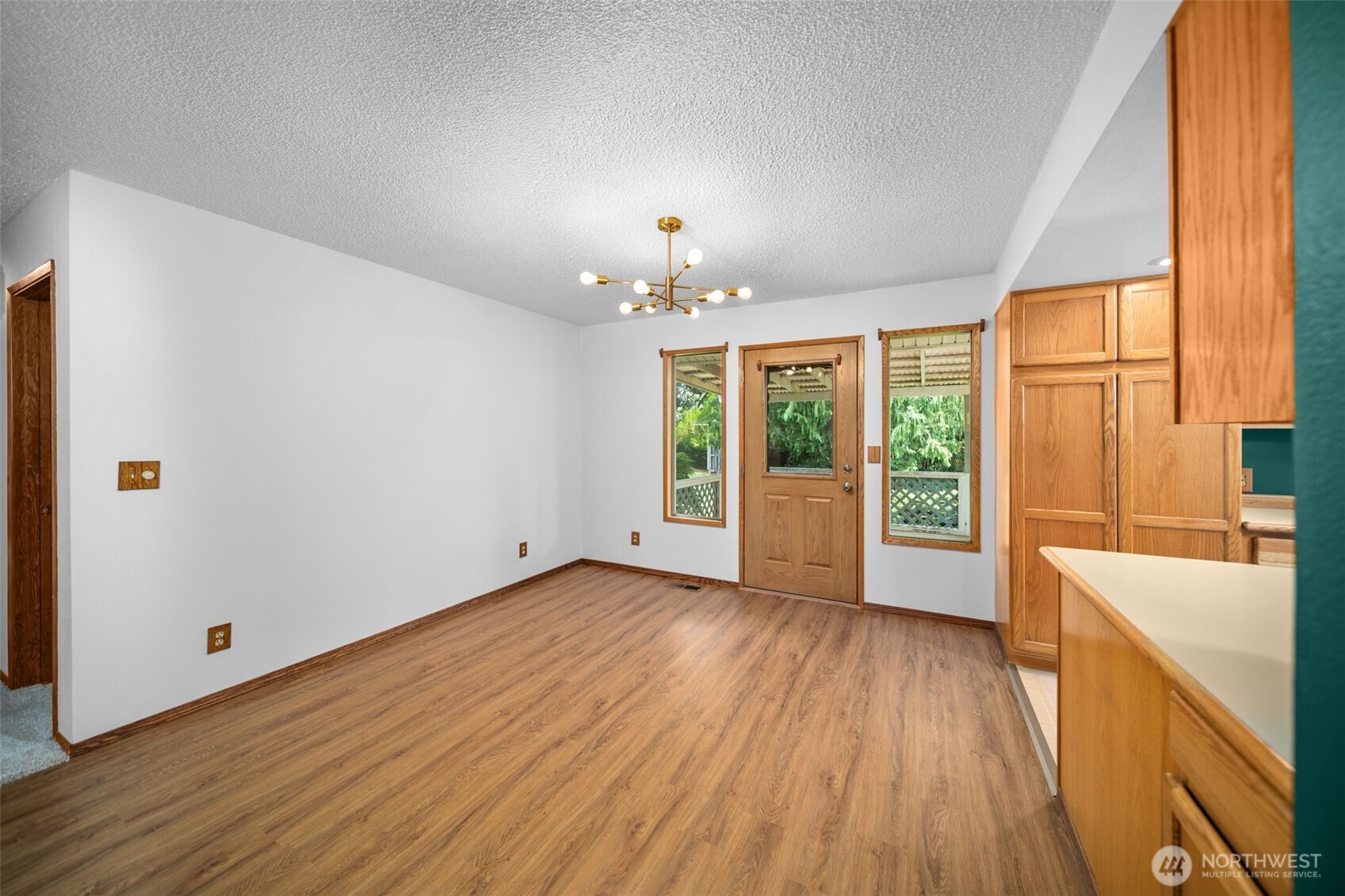1809 Sorensen Ave Property Photo 9