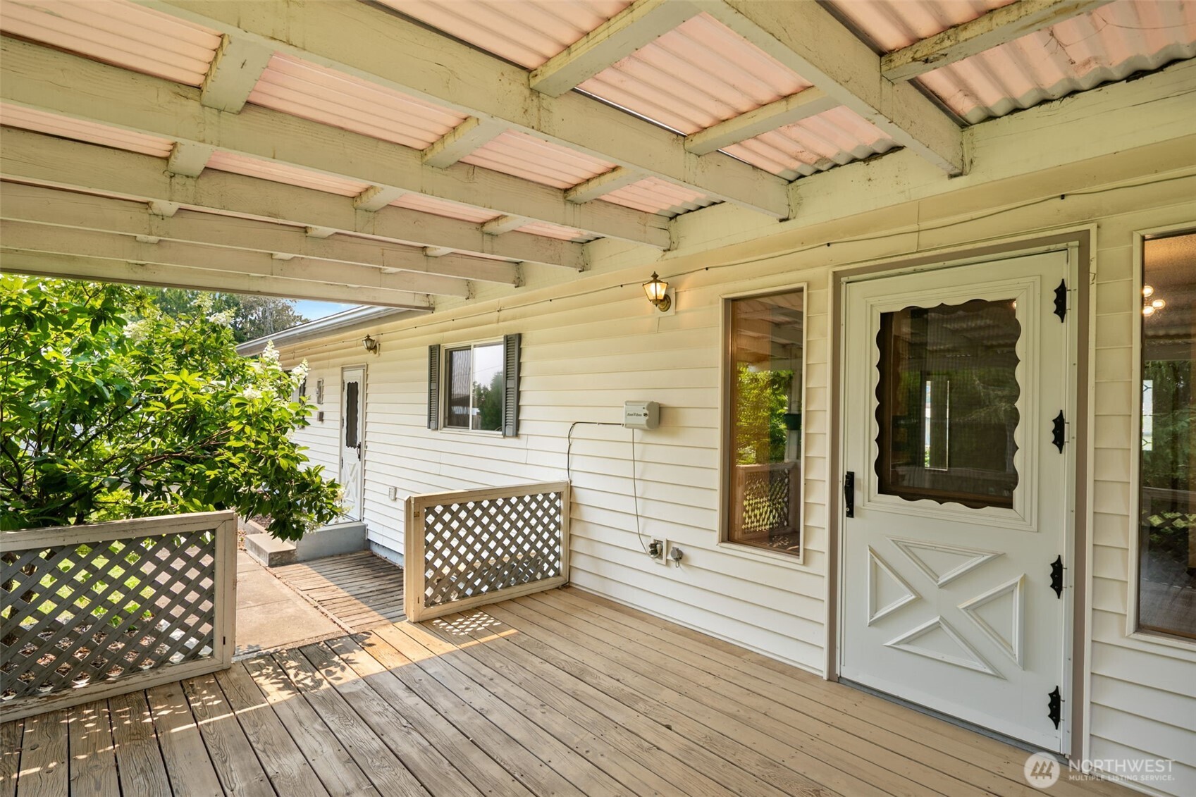 1809 Sorensen Ave Property Photo 32