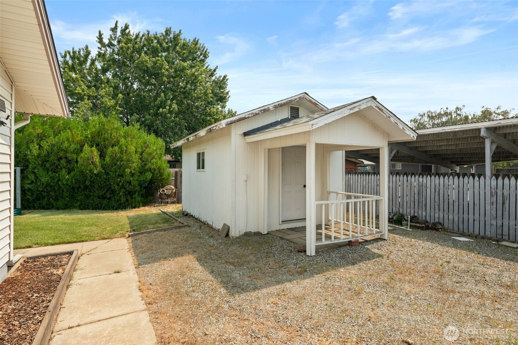 1809 Sorensen Ave Property Photo 34