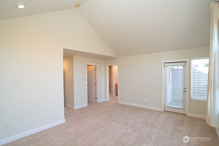 3712 101st Way 505 Property Photo 12