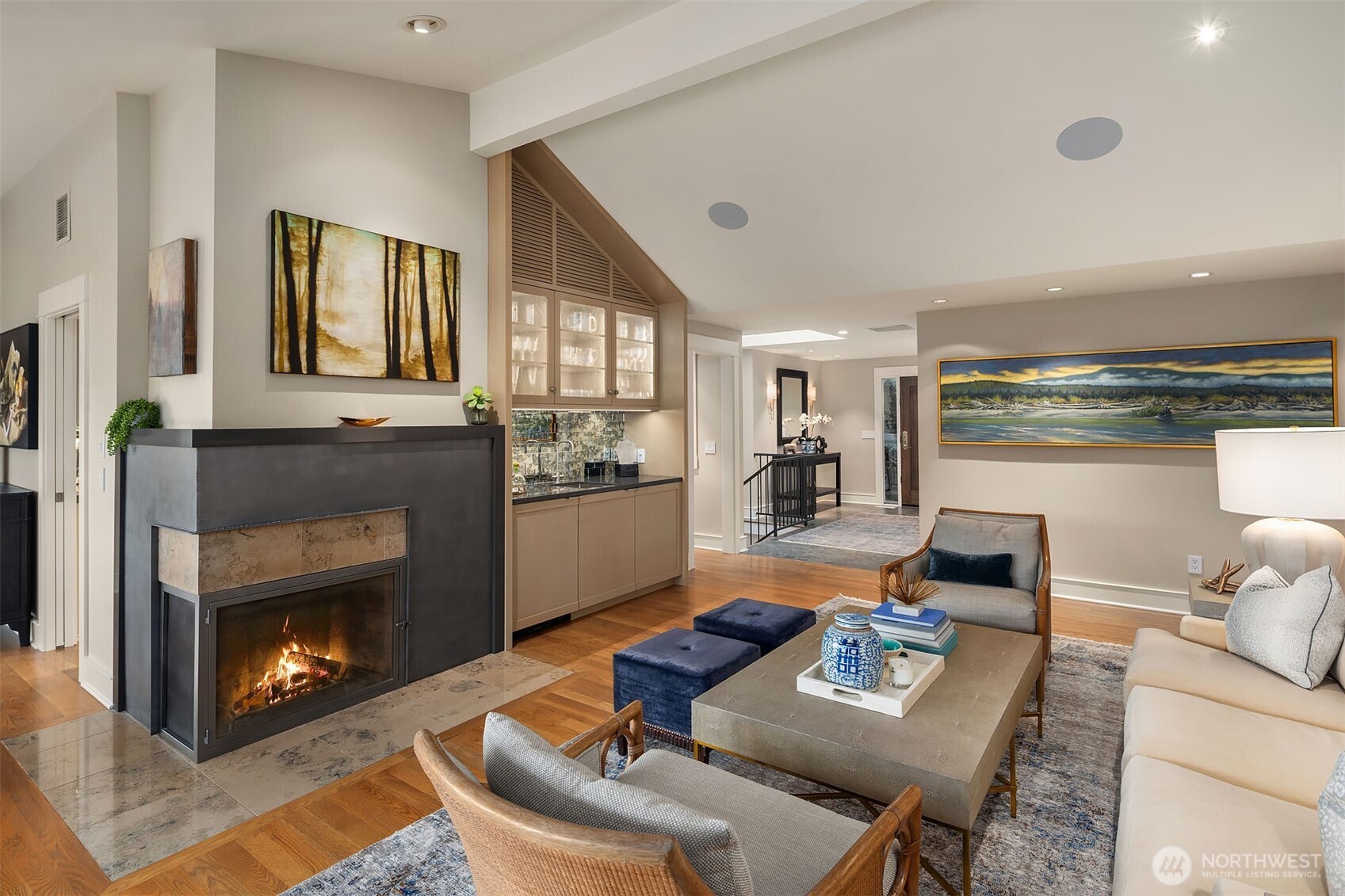 3135 Hunts Point Circle Property Photo 8