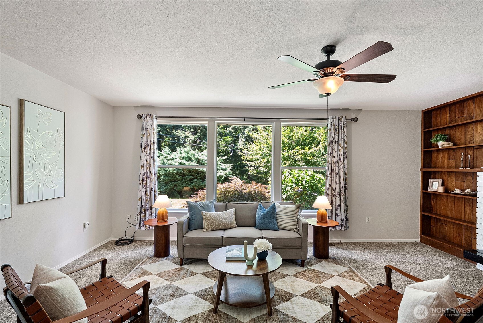 19064 10th Avenue Property Photo 10