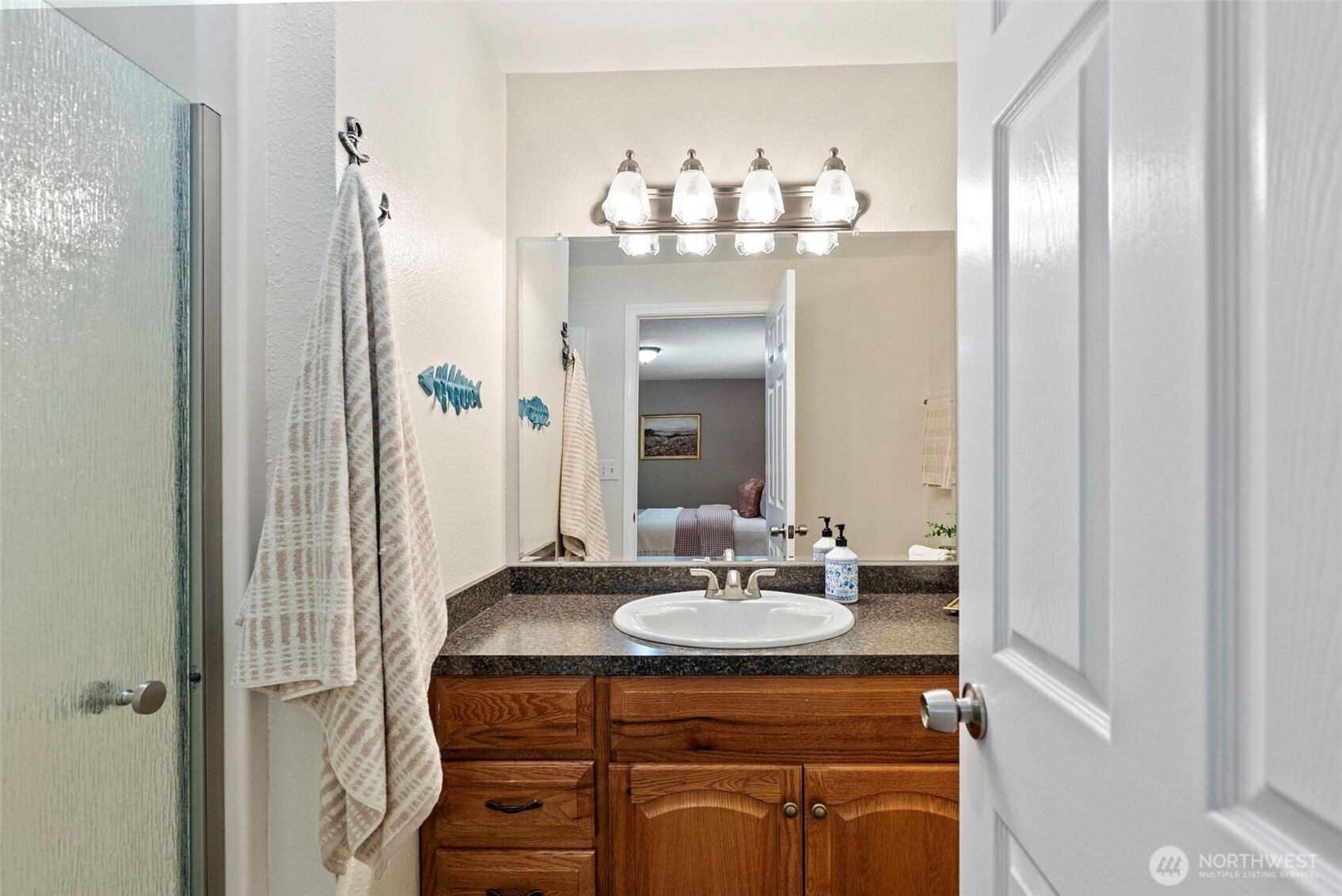 19064 10th Avenue Property Photo 23