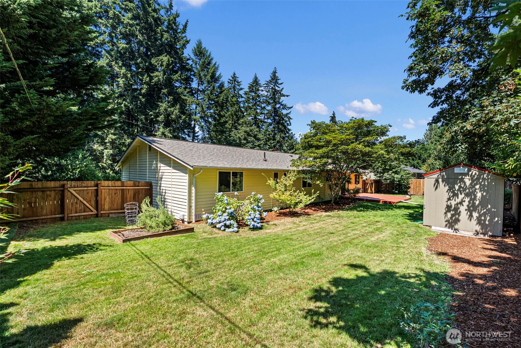 19064 10th Avenue Property Photo 31