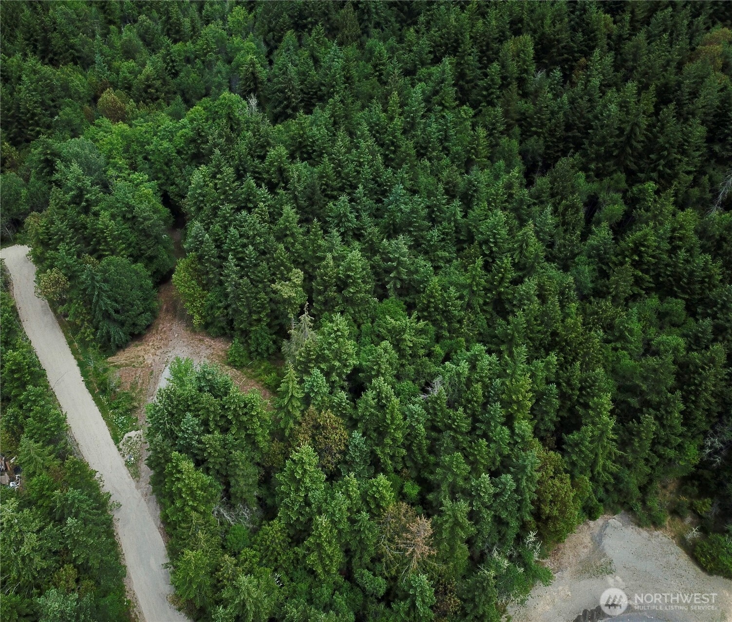 3 Nka Romans Rd. Drive Property Photo 5