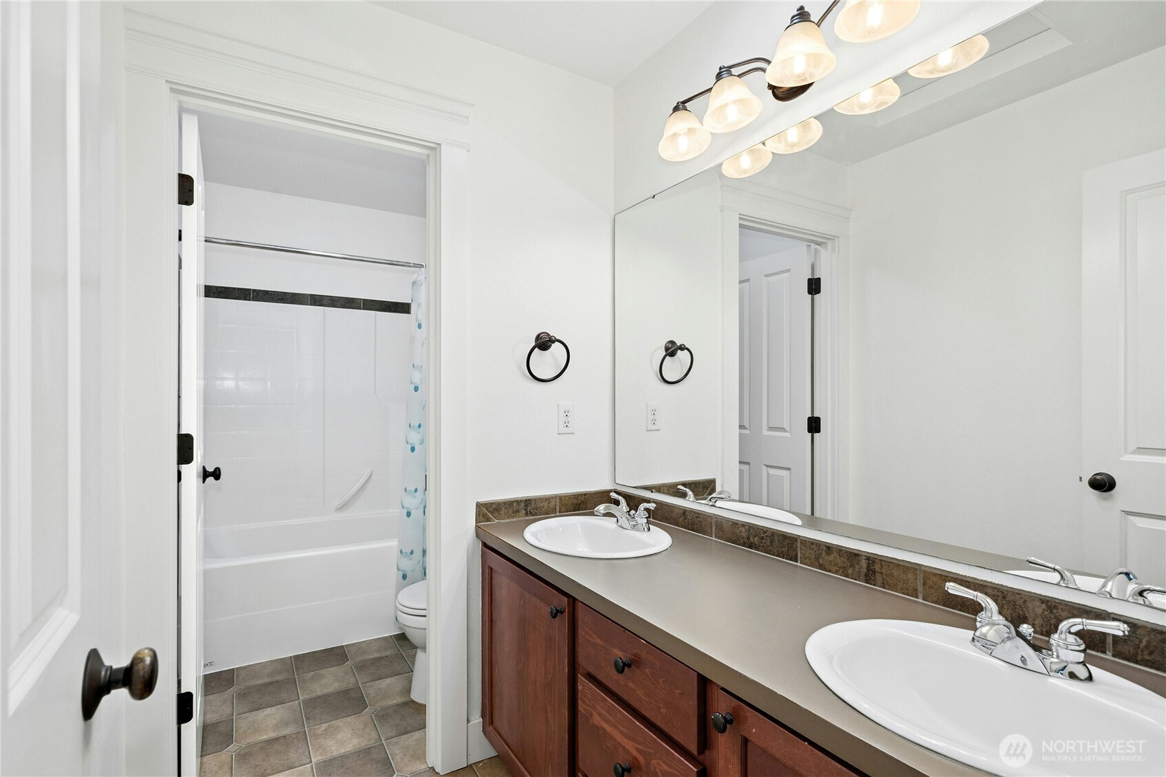 4433 Cashmere Drive Property Photo 32