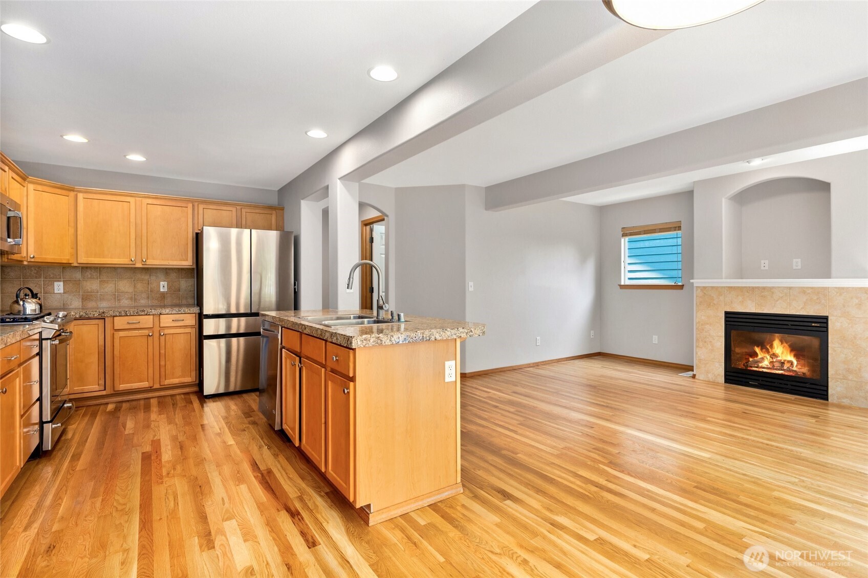 308 170th Place Property Photo 7