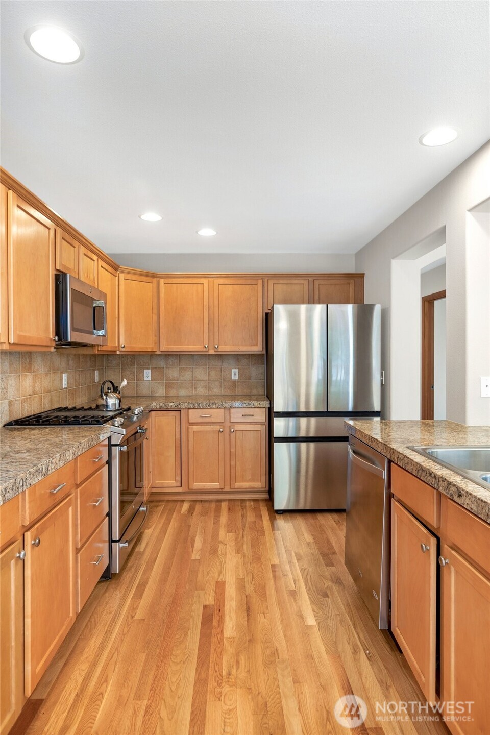 308 170th Place Property Photo 8