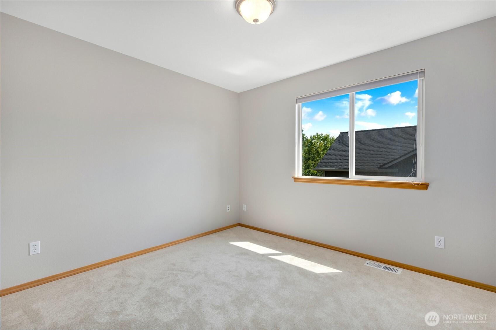 308 170th Place Property Photo 32