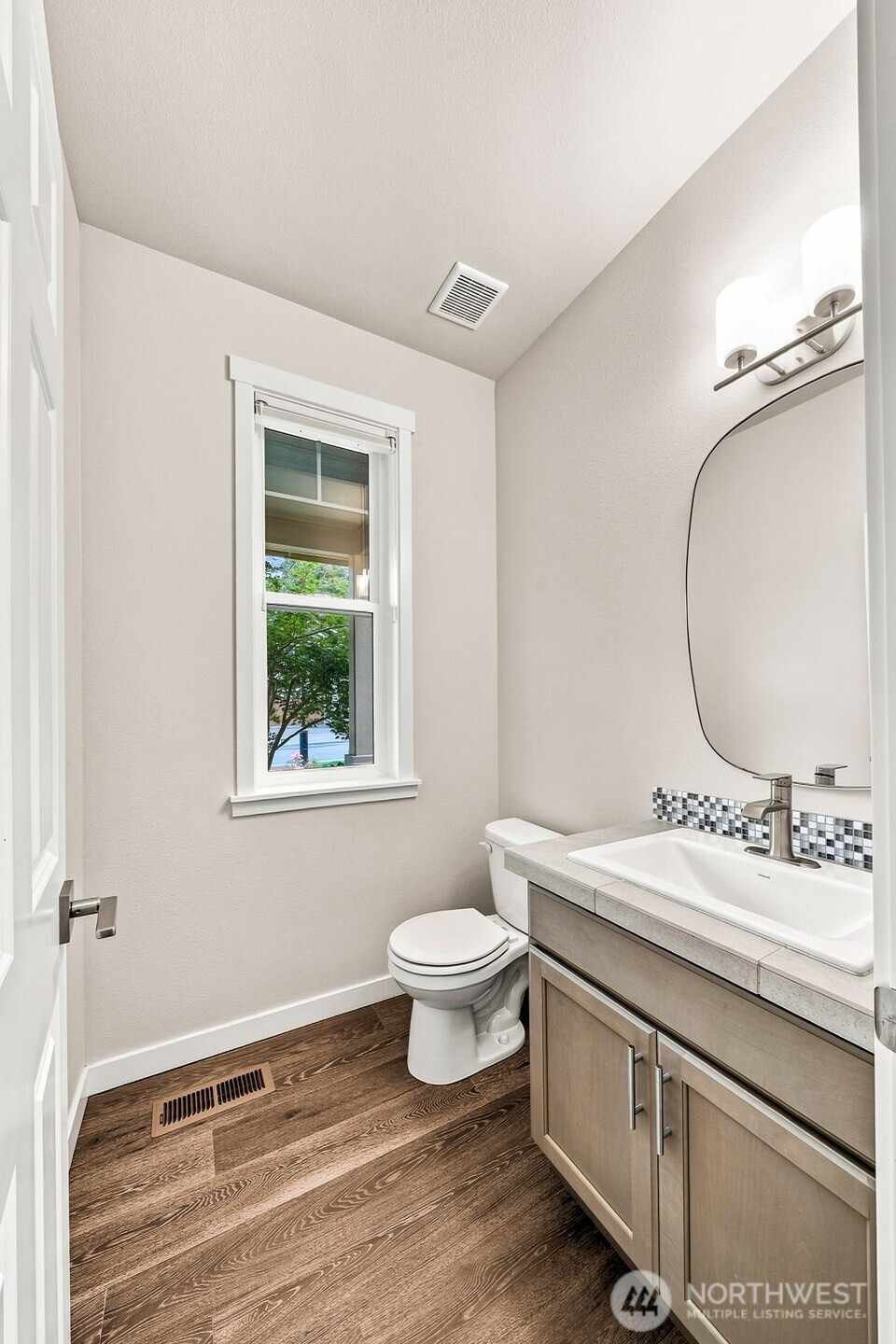 4327 Dudley Drive Property Photo 10