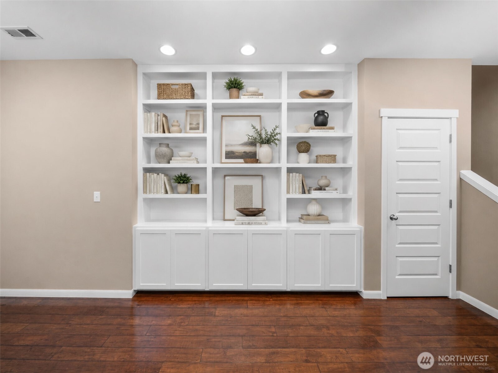 3952 Campus Willows Loop Property Photo 4