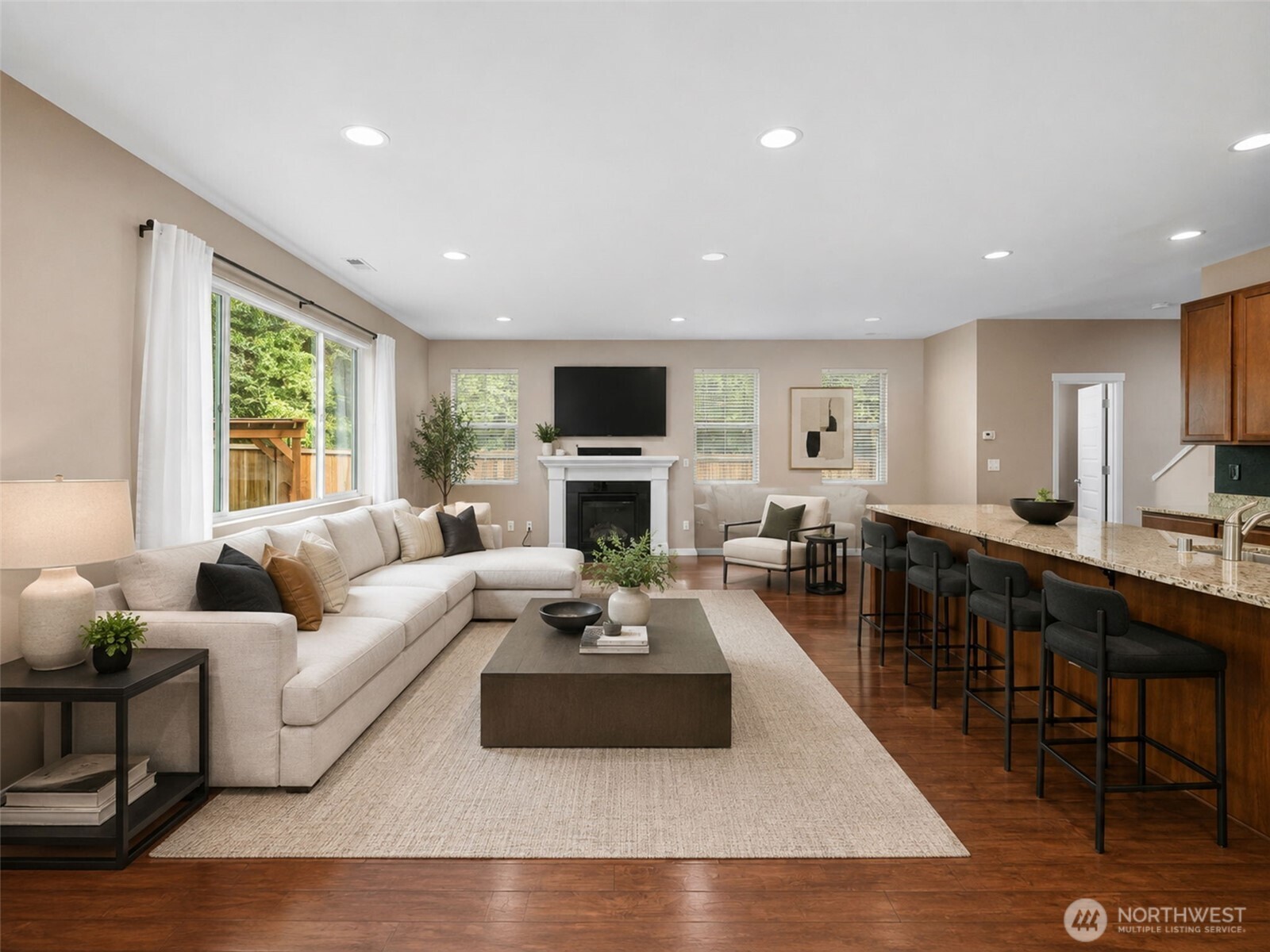3952 Campus Willows Loop Property Photo 9