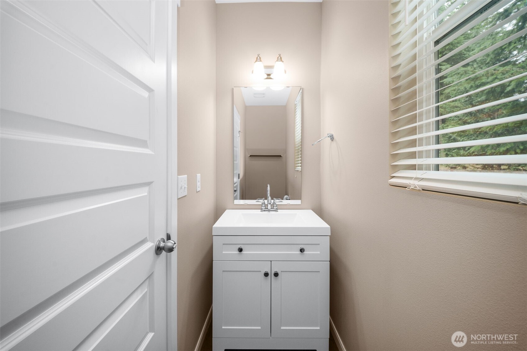 3952 Campus Willows Loop Property Photo 14