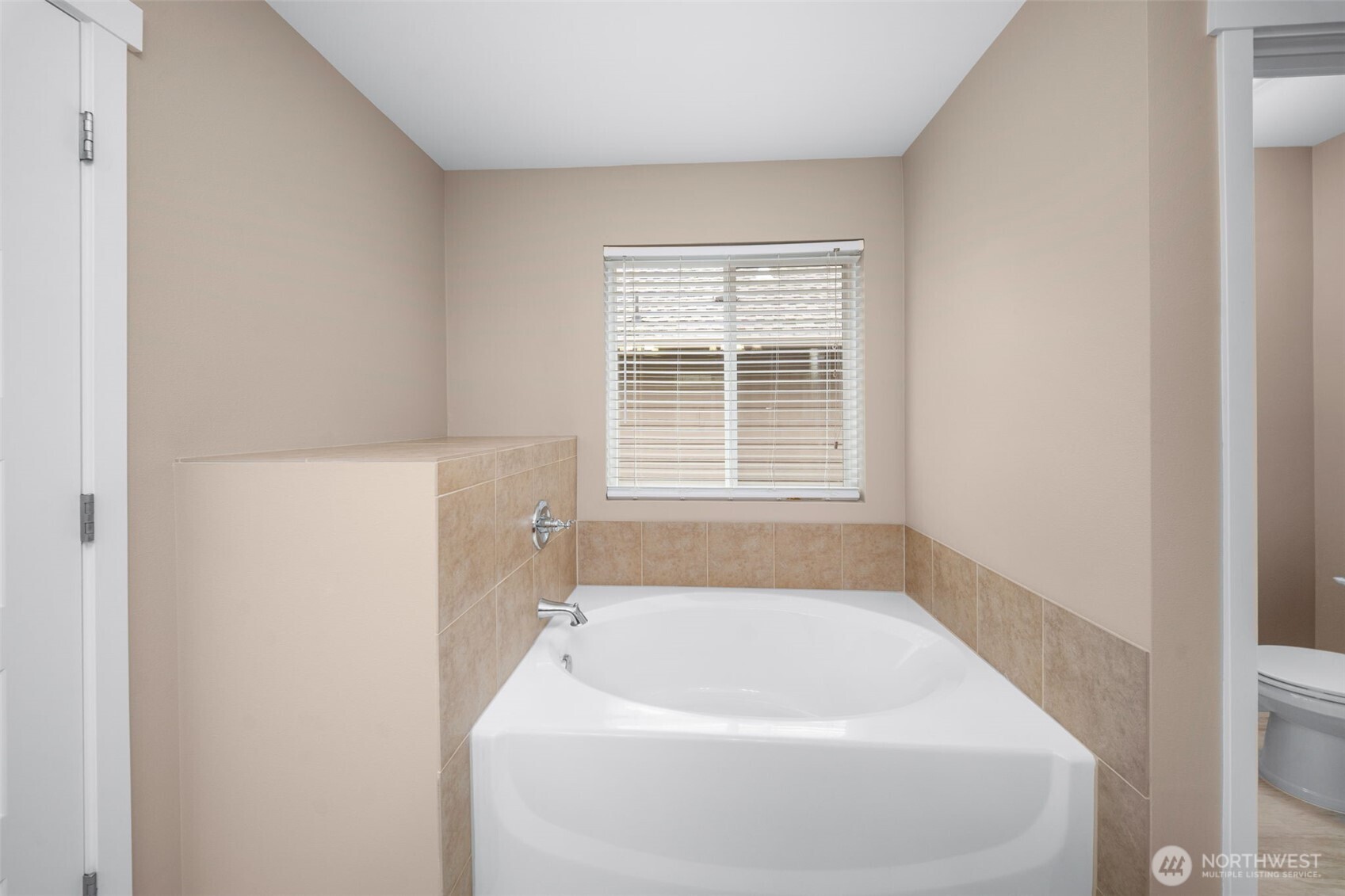 3952 Campus Willows Loop Property Photo 23