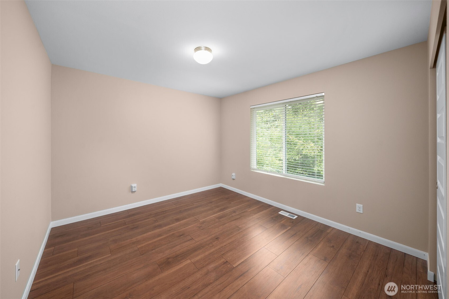 3952 Campus Willows Loop Property Photo 28