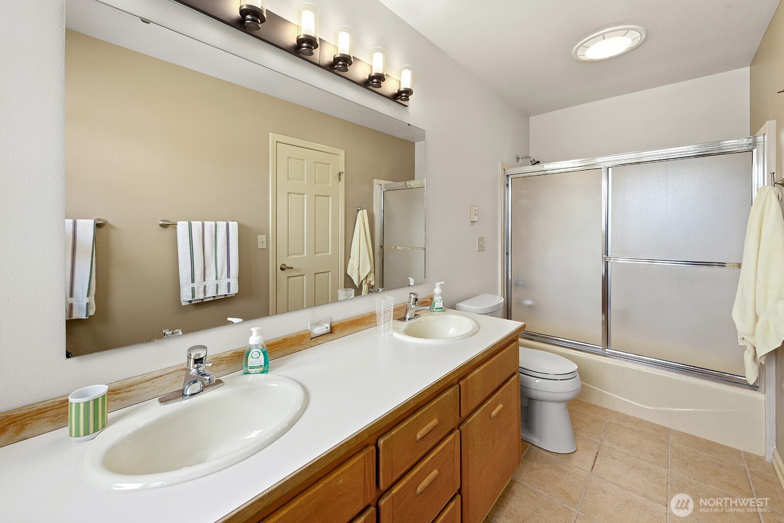 19004 64th Avenue Property Photo 27