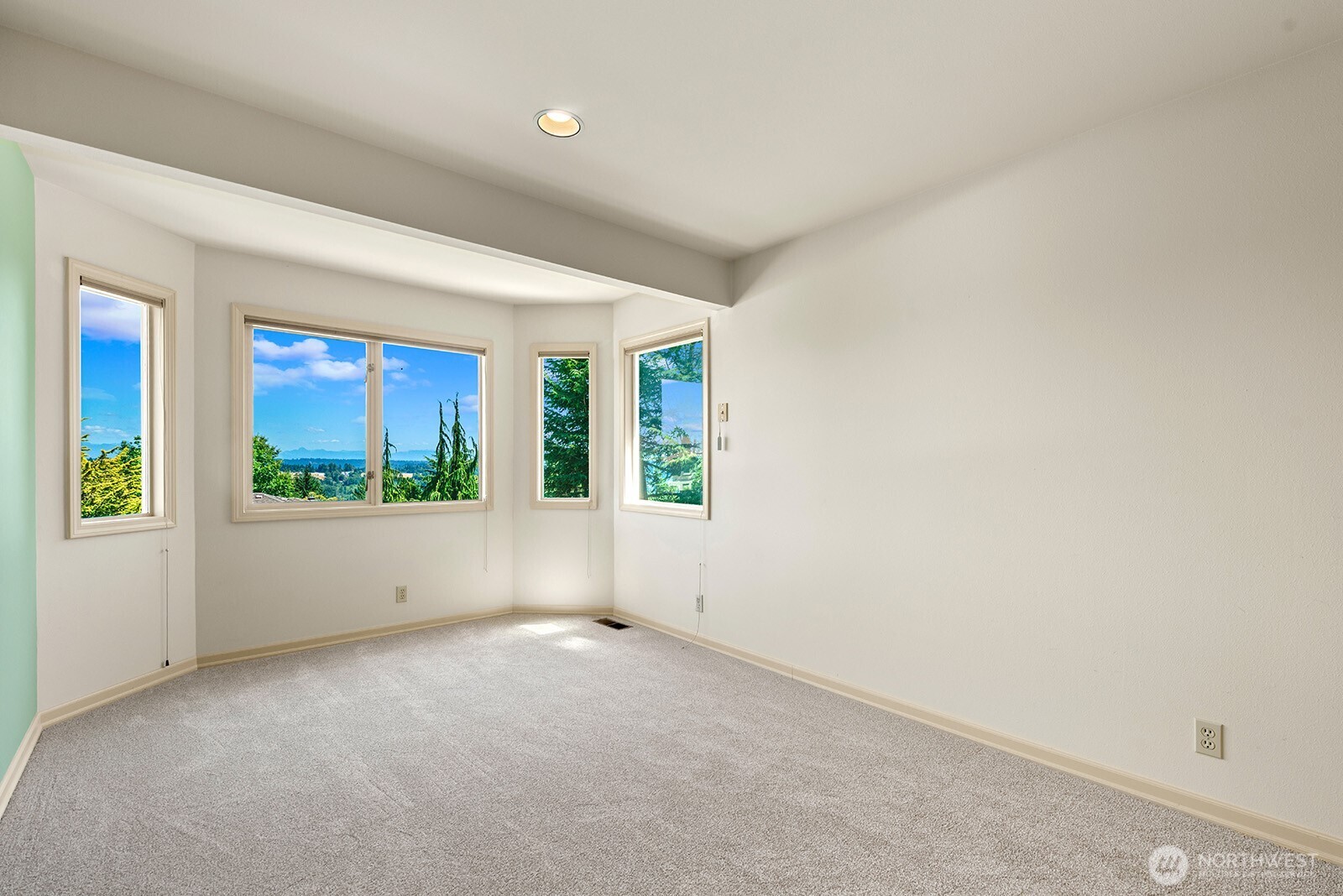 19004 64th Avenue Property Photo 28
