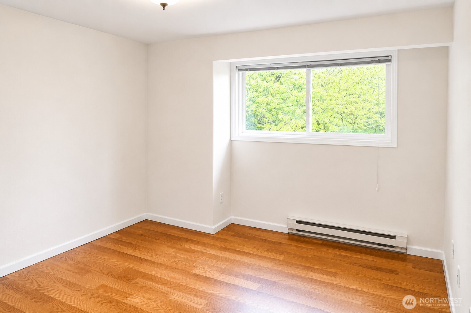 4725 176th Street H6 Property Photo 13