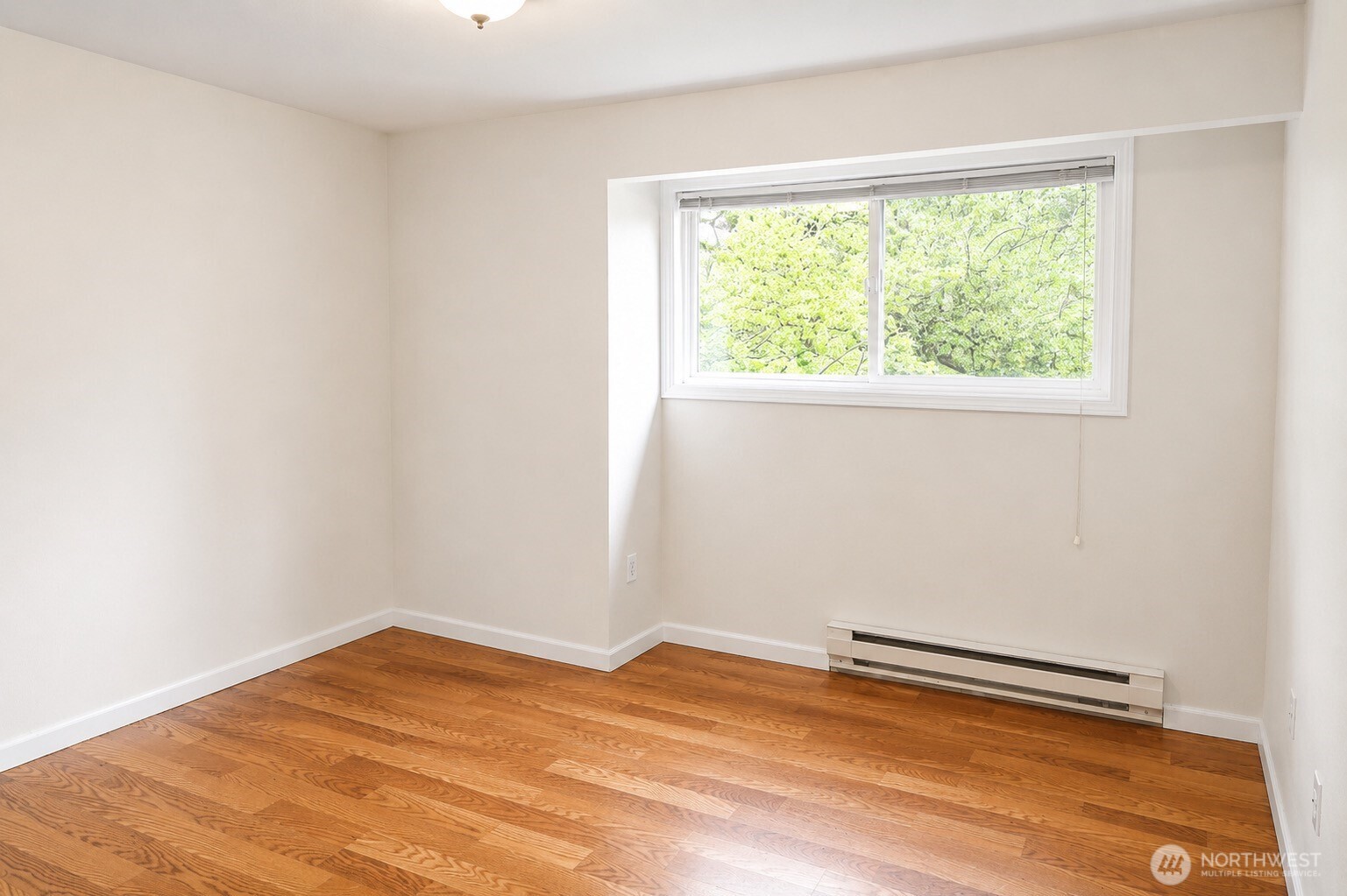 4725 176th Street H6 Property Photo 14