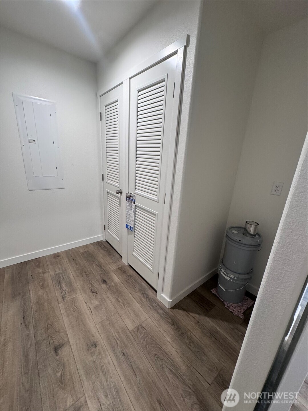 14011 123rd Avenue Property Photo 10