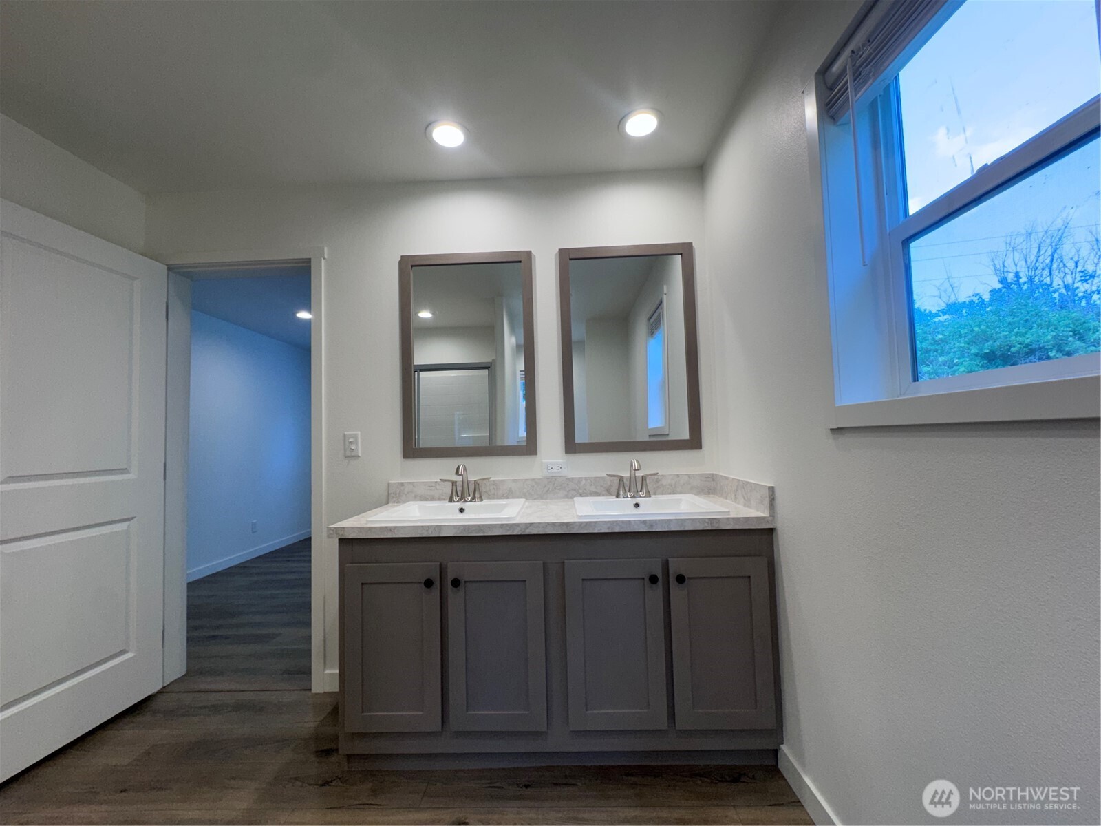 14011 123rd Avenue Property Photo 17