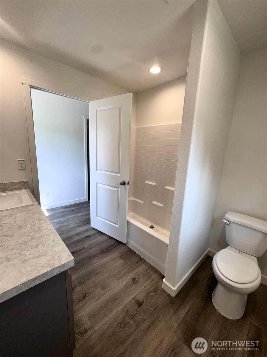 14011 123rd Avenue Property Photo 24