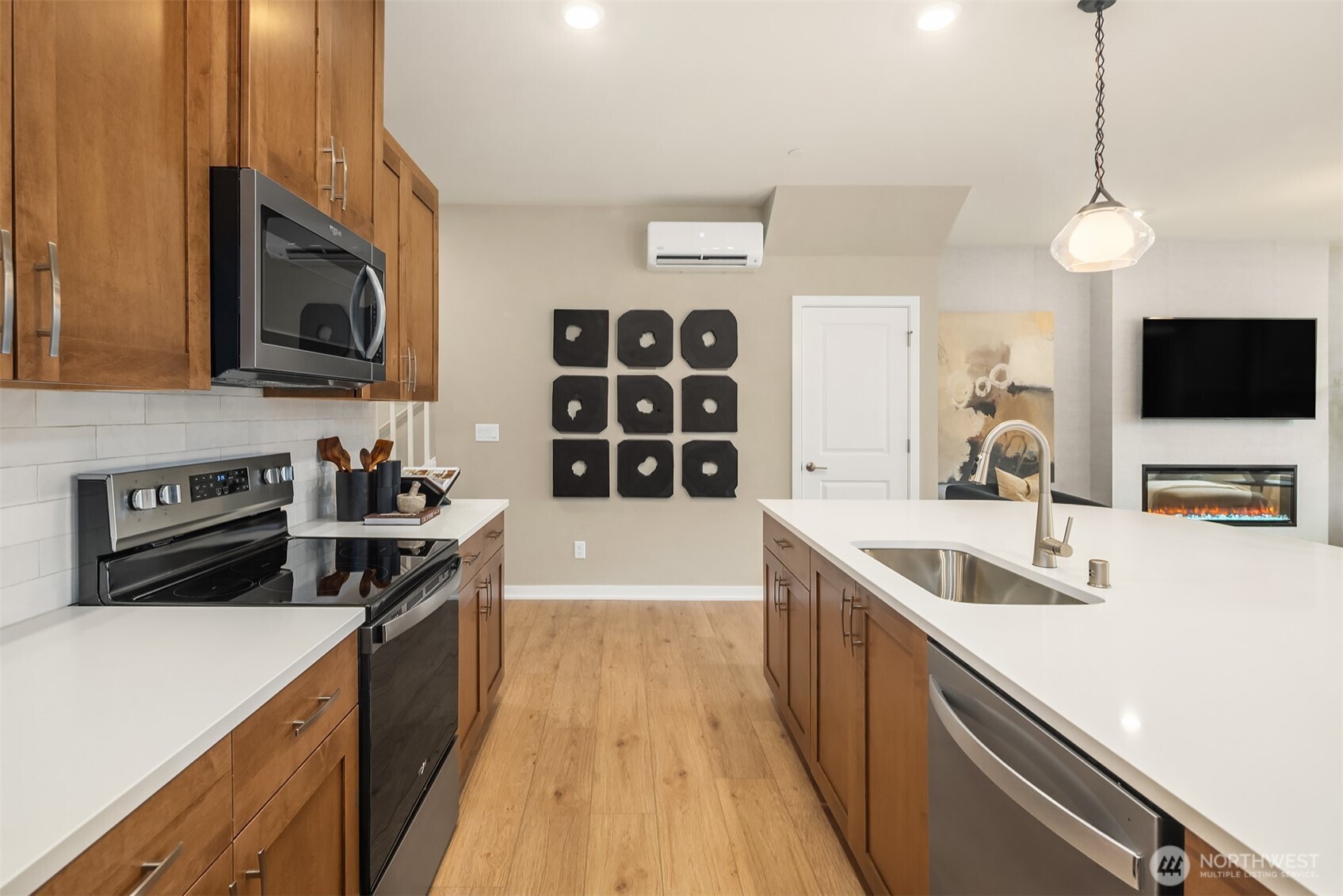 15806 23rd Avenue Property Photo 10