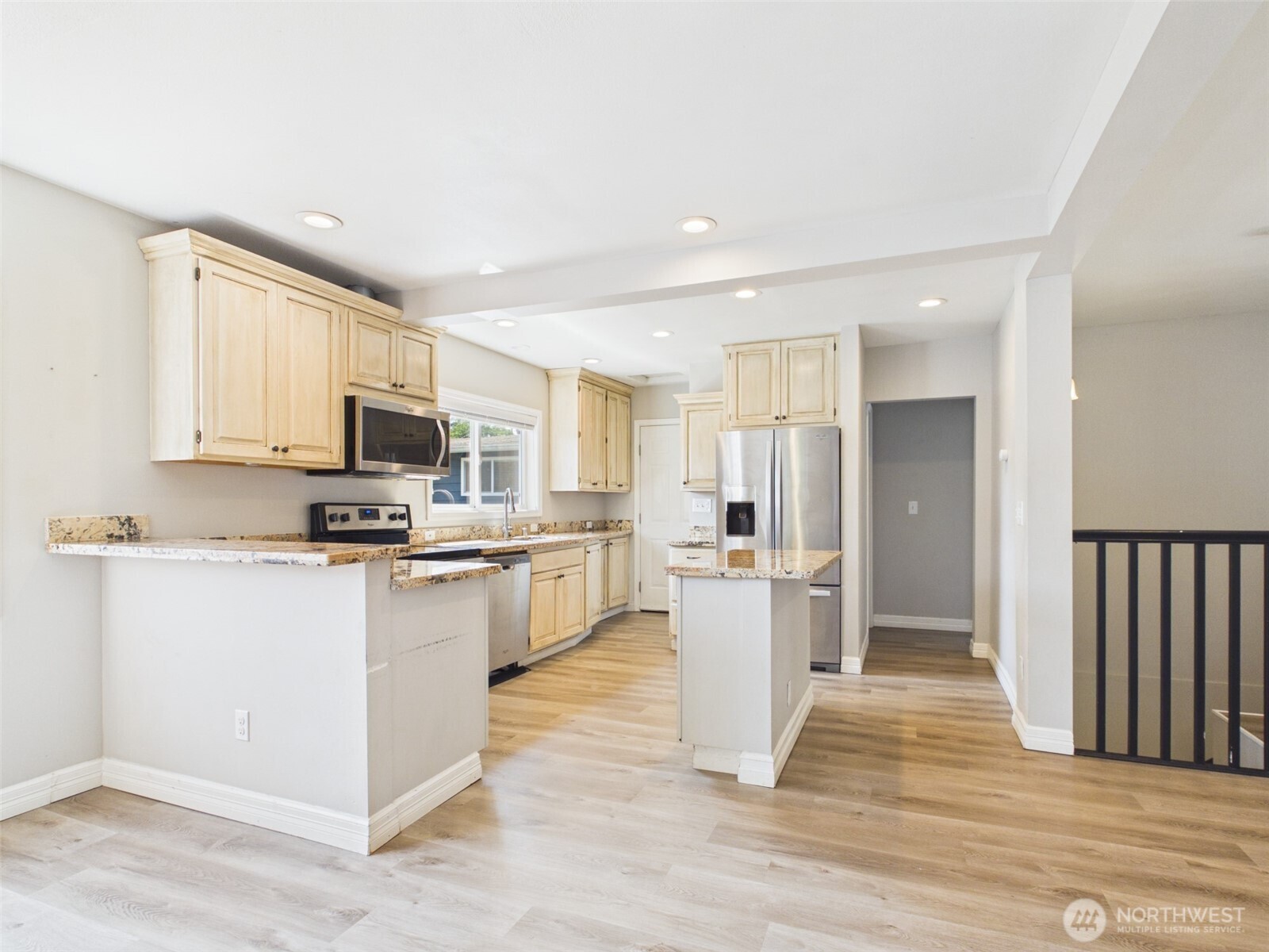 2906 16th Street Property Photo 9