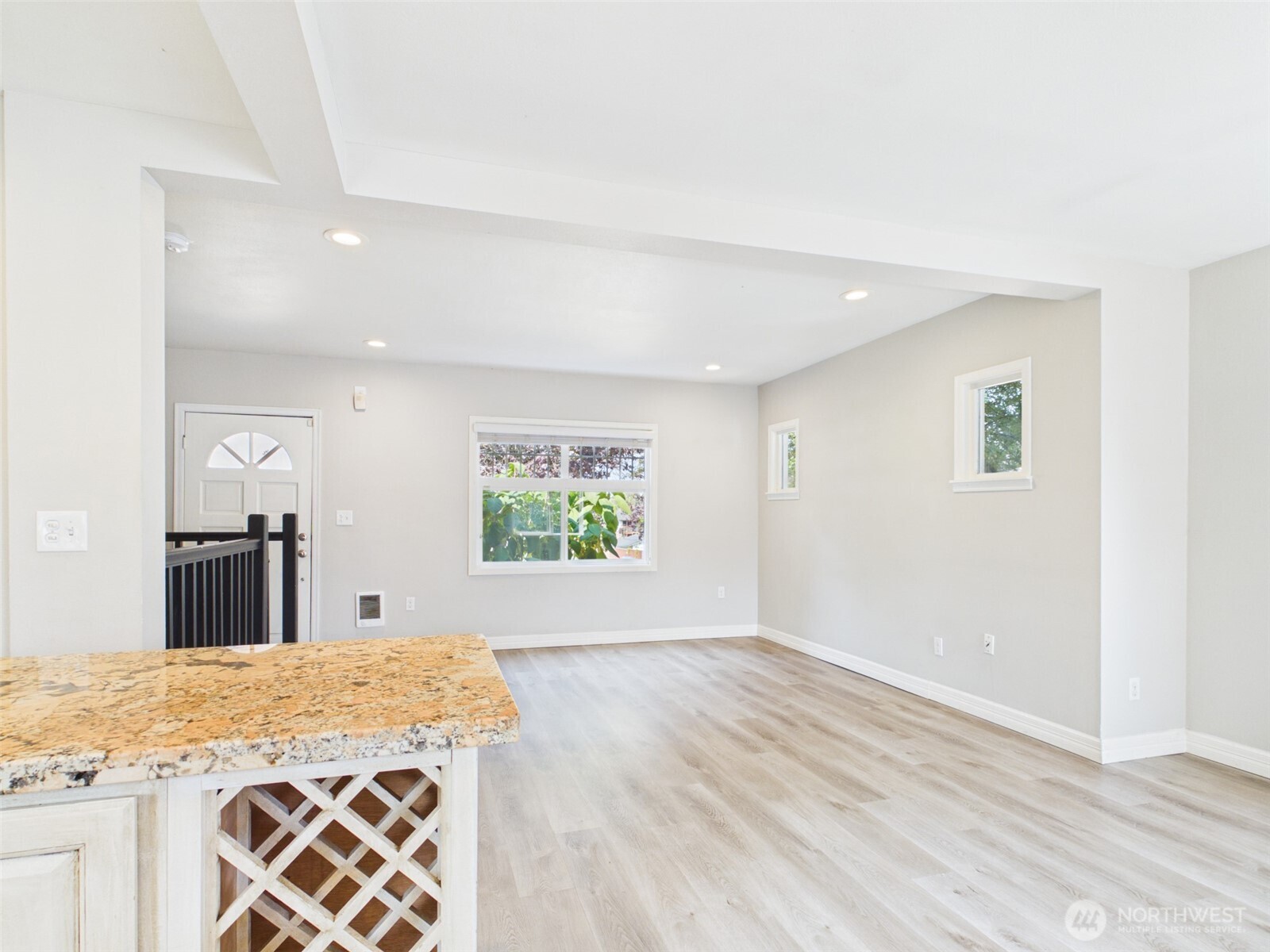 2906 16th Street Property Photo 12
