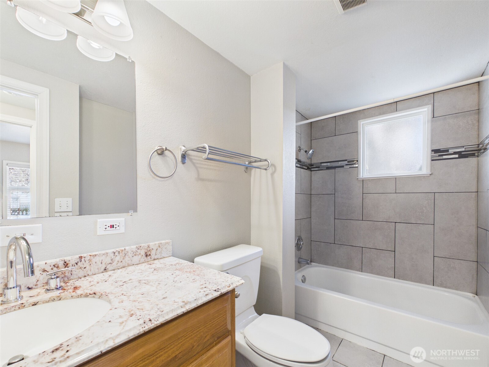 2906 16th Street Property Photo 18