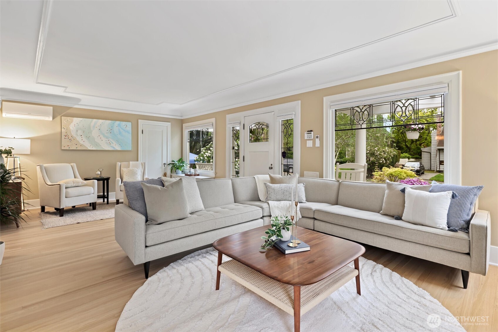 1852 E Shelby Street Property Photo 6