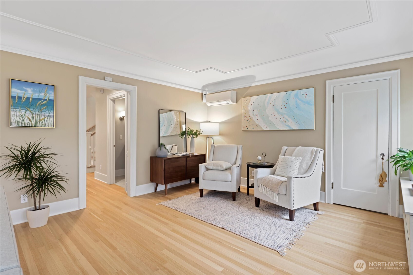 1852 E Shelby Street Property Photo 7