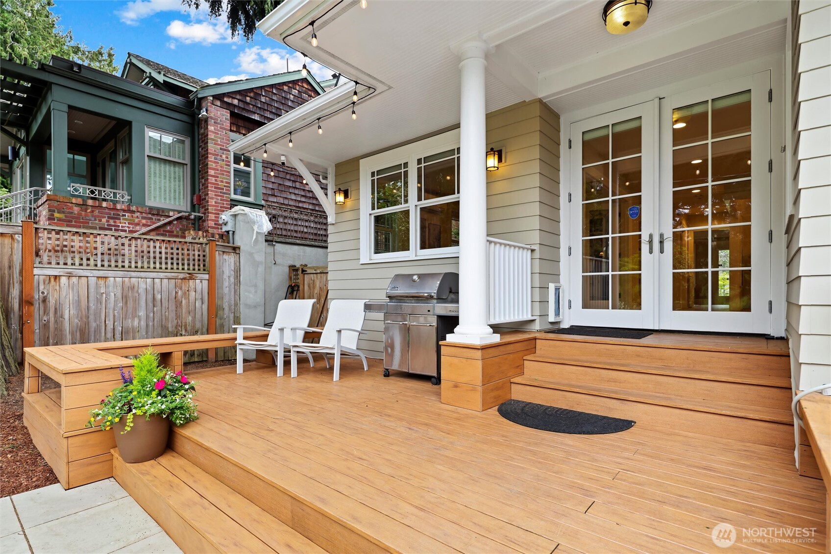 1852 E Shelby Street Property Photo 24
