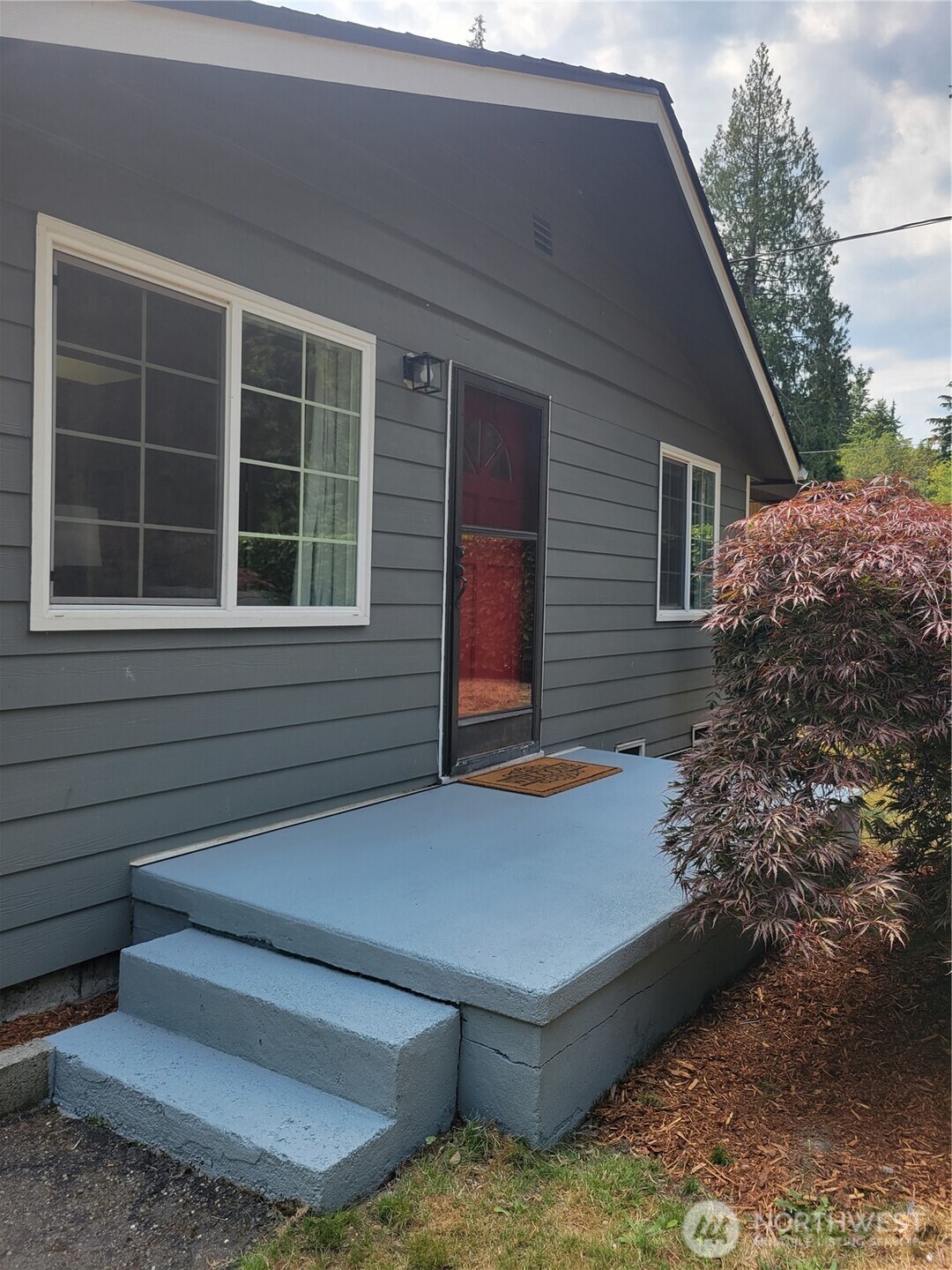4975 David Road Property Photo 3