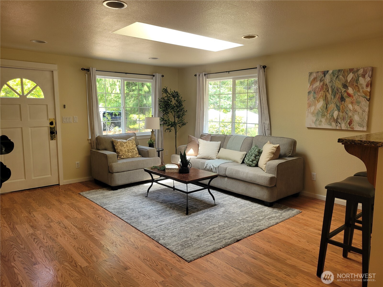 4975 David Road Property Photo 5